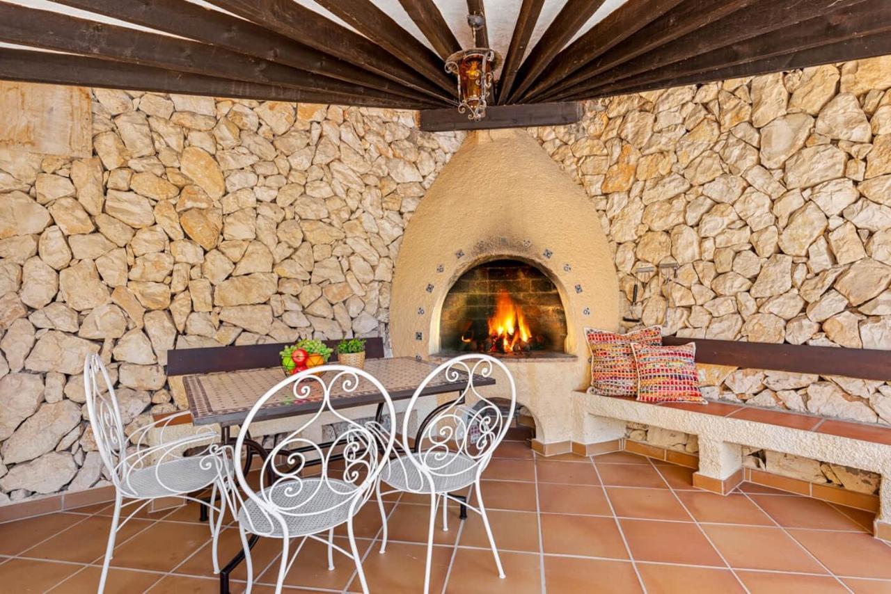 Villa Elice - Plusholidays Калпе Екстериор снимка