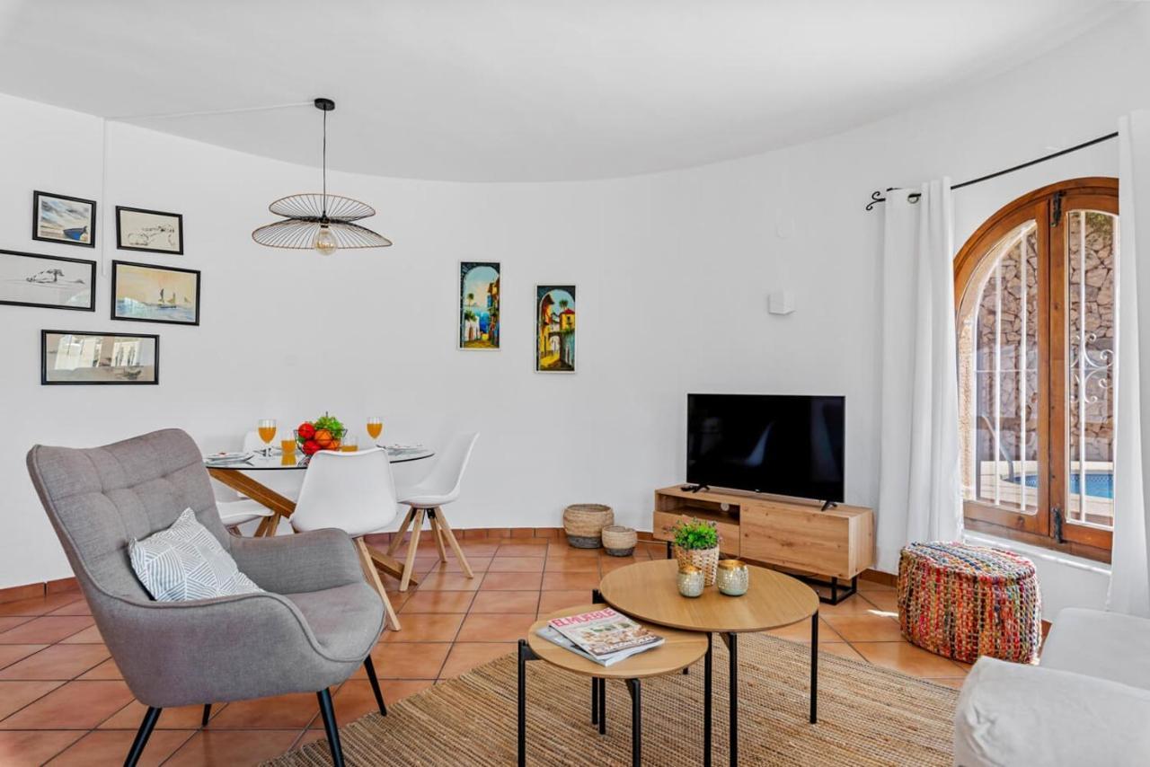 Villa Elice - Plusholidays Калпе Екстериор снимка